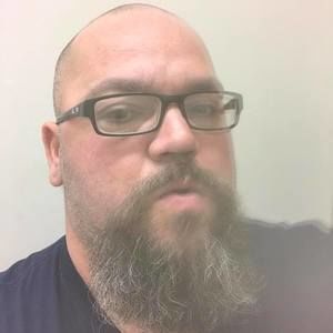 Meet your Posher, Dennis